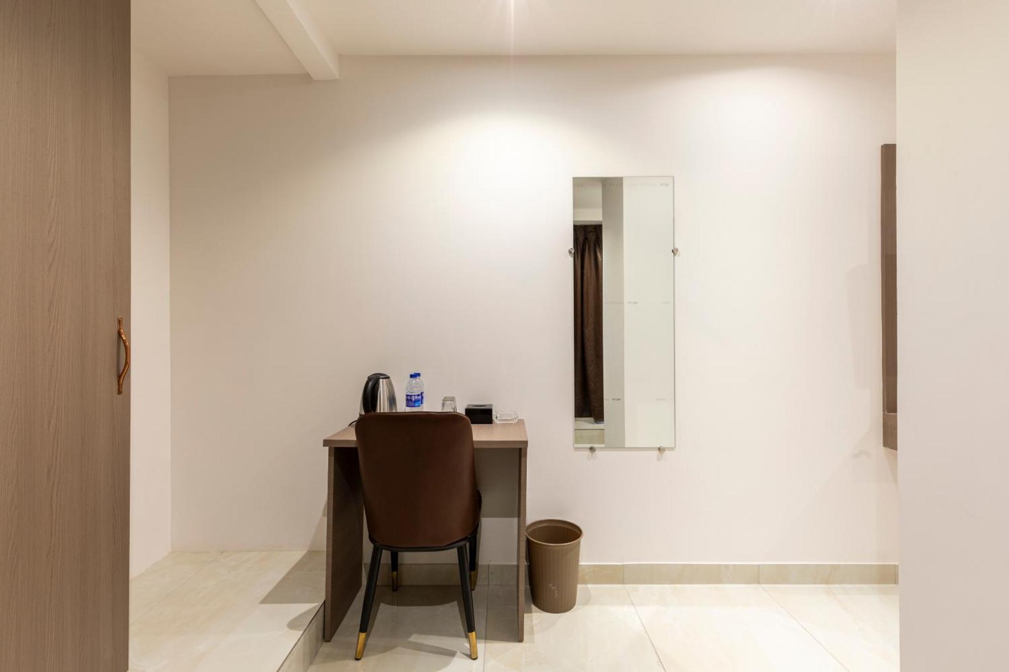 Metromax Andheri Hotel Mumbai